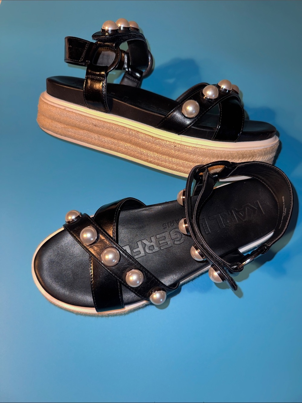 Karl Lagerfeld Black Leather with Pearl-Trim Platform Espadrille Sandals Sz 9